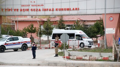 Açık cezaevlerindeki Kovid-19 izninde yeni açıklama