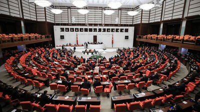 4 partiden Fransız Senatosu'na ortak tepki