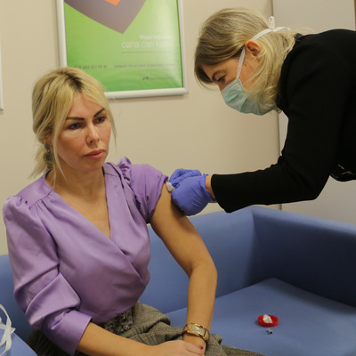 Covid-19 aşısı yapılan rektör konuştu!