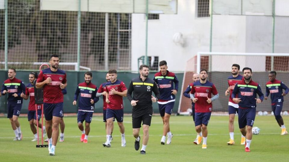 Alanya seri peşinde