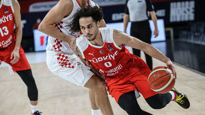 Larkin ilk milli maçına çıktı