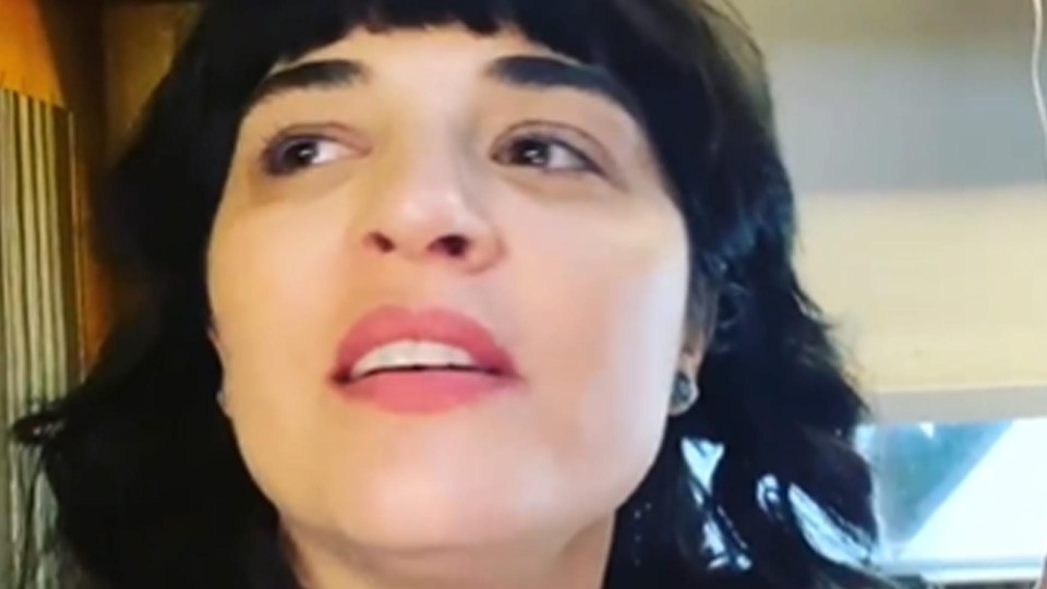 Gonca'dan Bendeniz taklidi