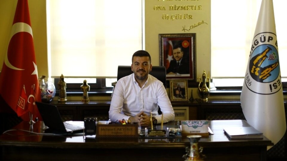 Mehmet Aktürk kimdir?