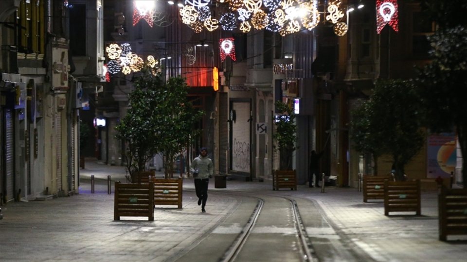 Sokak kısıtlaması başladı