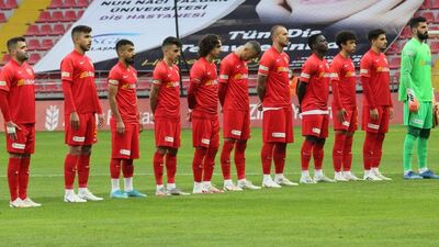 Kayserispor'da 2 futbolcuda Covid-19