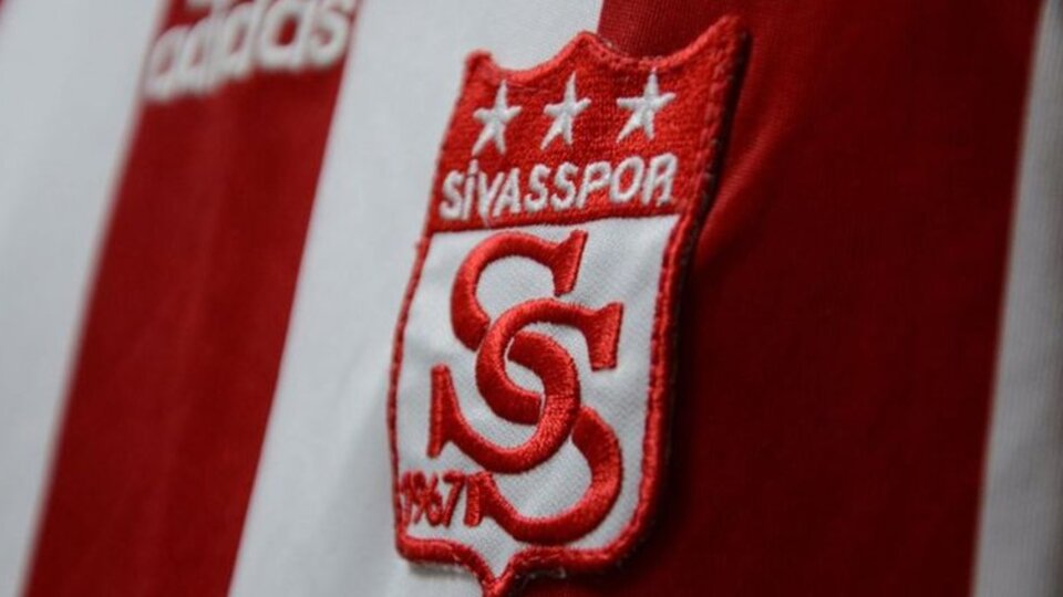 Sivasspor'da biri futbolcu 3 vaka