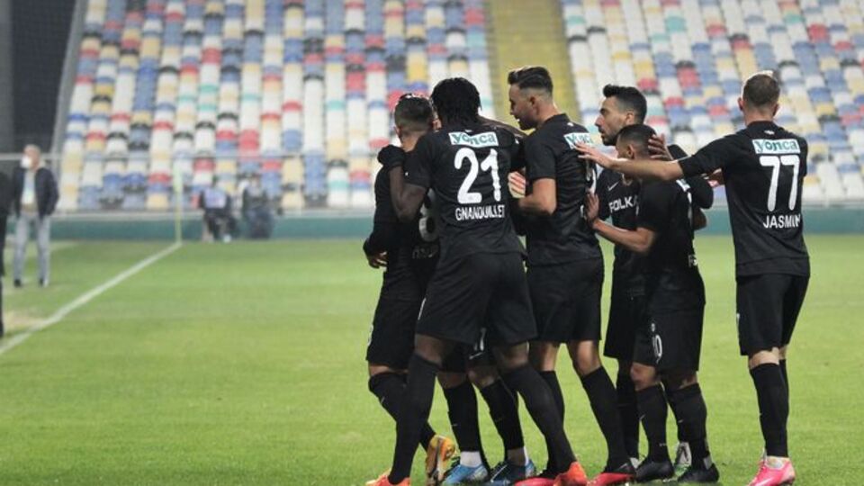 Altay evinde kazandı