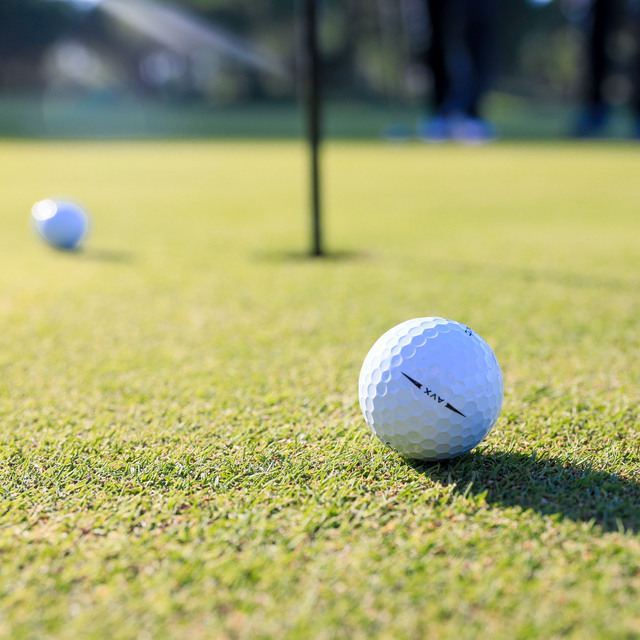Golfte 210 milyon dolar kayıp