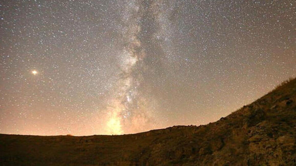Göktaşı Japonya'da gökyüzünü aydınlattı