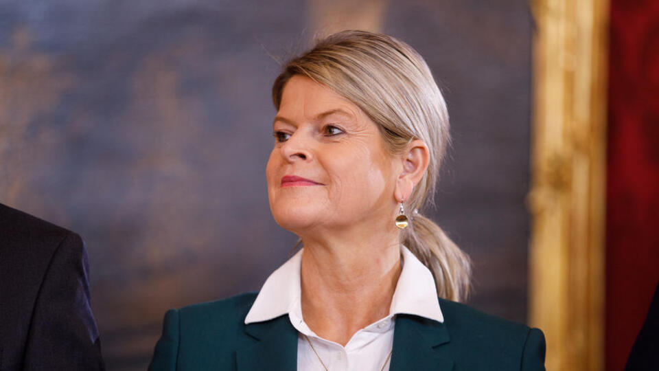 Avusturya Savunma Bakanı, Kovid-19'a yakalandı