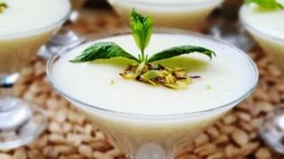 Nefis tatlı Alaçatı muhallebisi için pratik tarifler