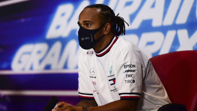 Lewis Hamilton koronavirüse yakalandı