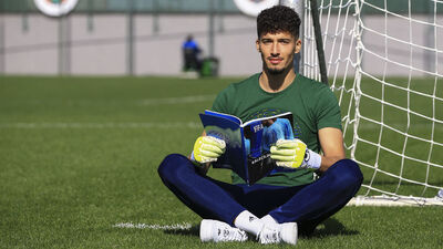 "Kaleci olmamı annem söyledi"