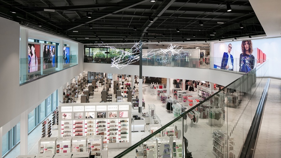 242 yıllık İngiliz devi iflas etti