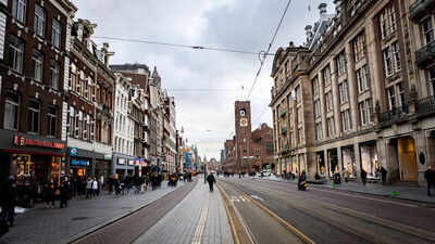 Hollanda'da yeni koronavirüs kararı!