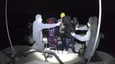 37 göçmen ölümden kurtarıldı