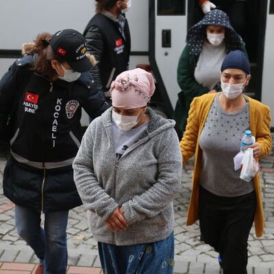 Döve döve öldürdüler! Zanlılardan 3'ü kadın!