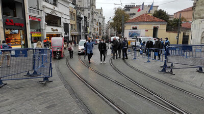 3 metrekareye 1 kişi! Giriş sağdan çıkış soldan!