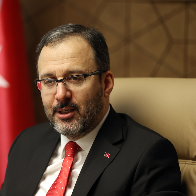 Bakan Kasapoğlu, Kovid-19 oldu