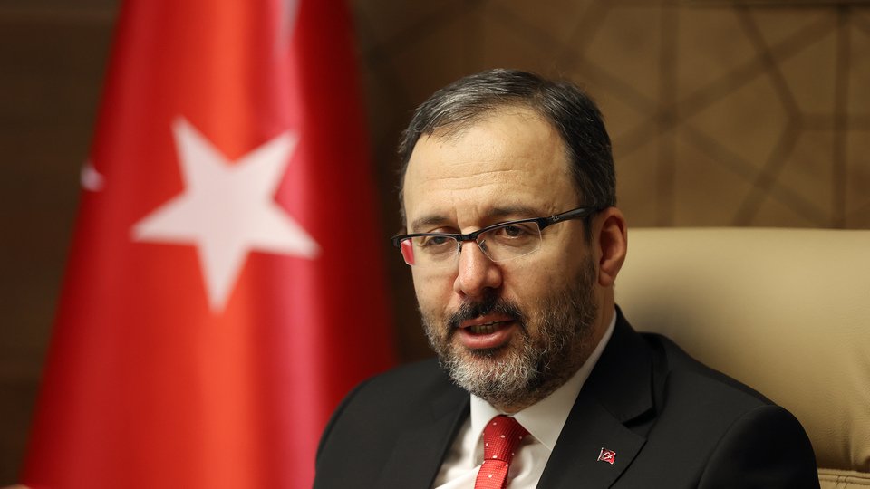 Bakan Kasapoğlu, Kovid-19 oldu