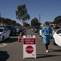 ABD'de koronavirüs vaka sayısı zirveyi aştı