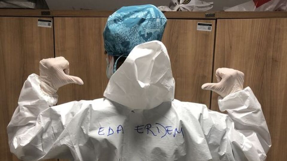 Eda Erdem'den anlamlı hediye