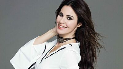 Defne Samyeli kimdir?