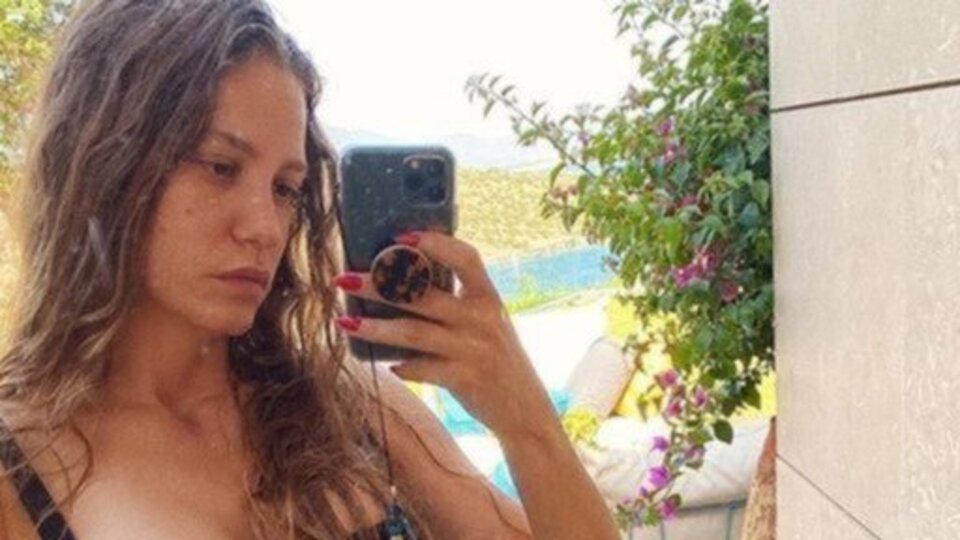 Gözler Serenay Sarıkaya'da