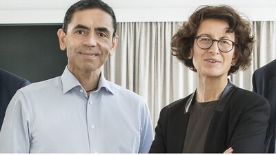 Dünya Kovid-19 aşısını bulan Almanya'daki Türk çifti konuşmaya devam ediyor!