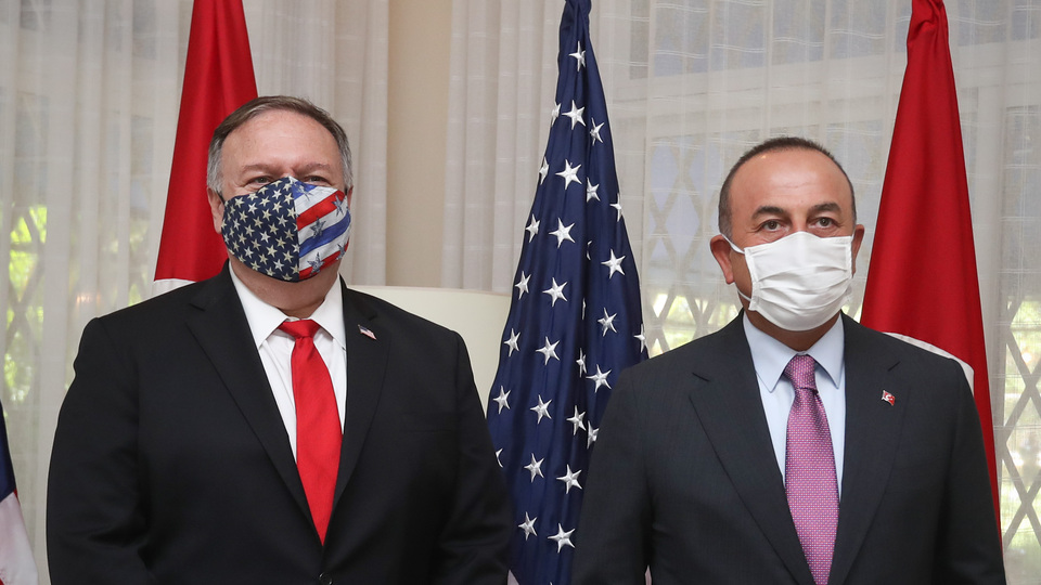 NATO toplantısında Çavuşoğlu-Pompeo gerginliği