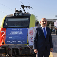 İlk ihracat treni yola çıktı