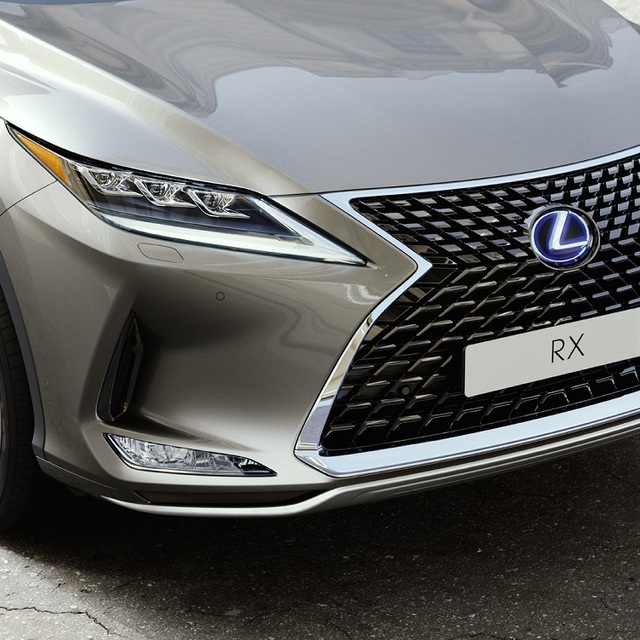 Japon SUV'a 1 yıllık donanım geldi
