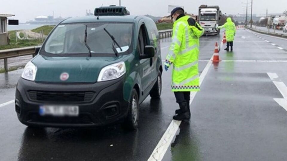 Hafta sonu seyahat yasağı var mı?