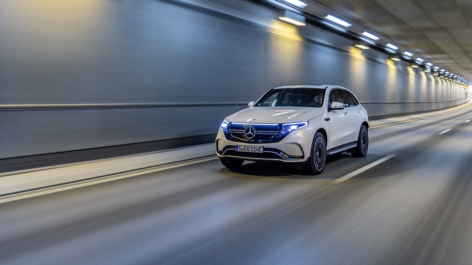 Elektrikli SUV 8 yıl garantiyle geldi