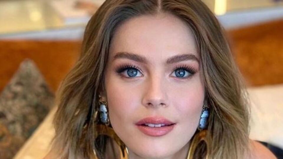Burcu Biricik kimdir?