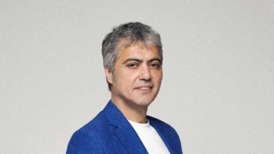 Cengiz Kurtoğlu kimdir?