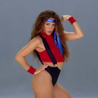 Shakira 80'lere döndü