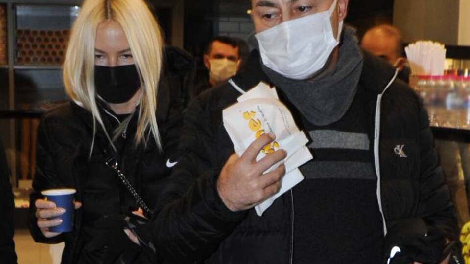 Sevgililerin waffle keyfi