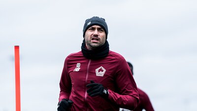 Ibrahimovic'i tahtıntan indirdi!