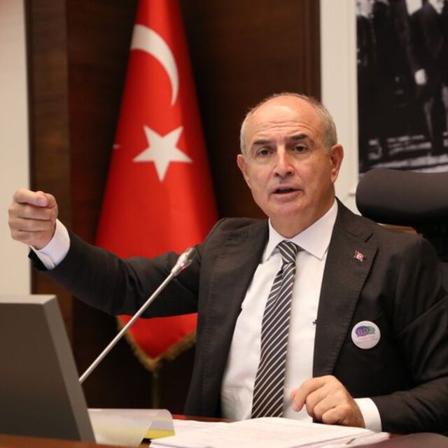 Başkan Akgün'ün testi pozitif çıktı