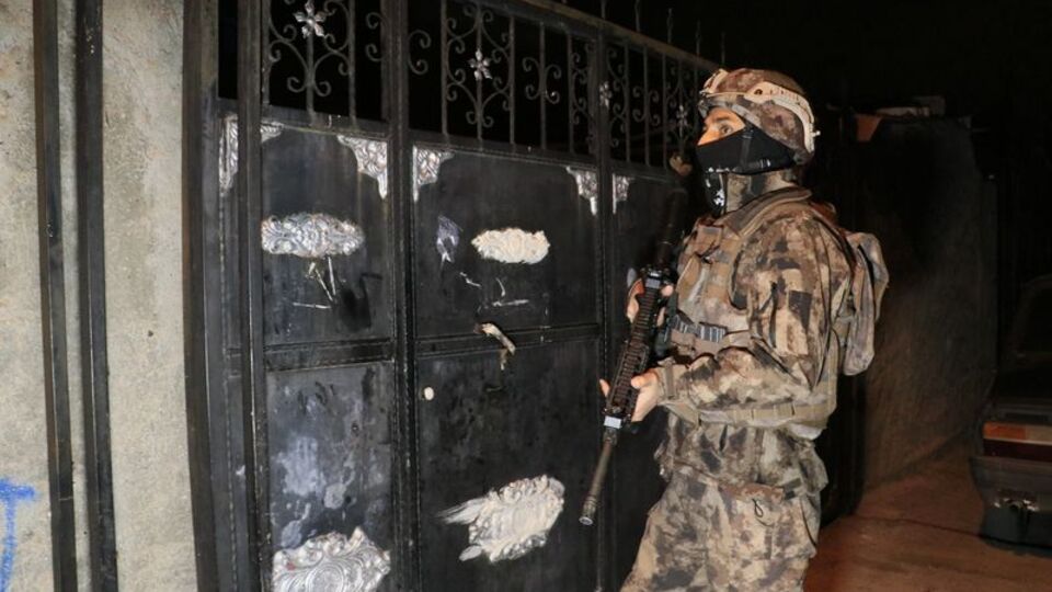 'İntikam eylemi' hazırlığındaki DEAŞ'lılara operasyon