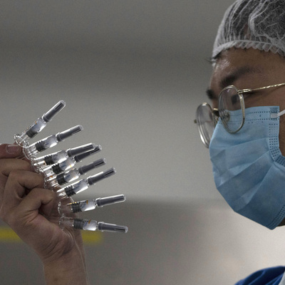 Bilim Kurulu Üyesi açıkladı! Aşılar 2 hafta test edilecek