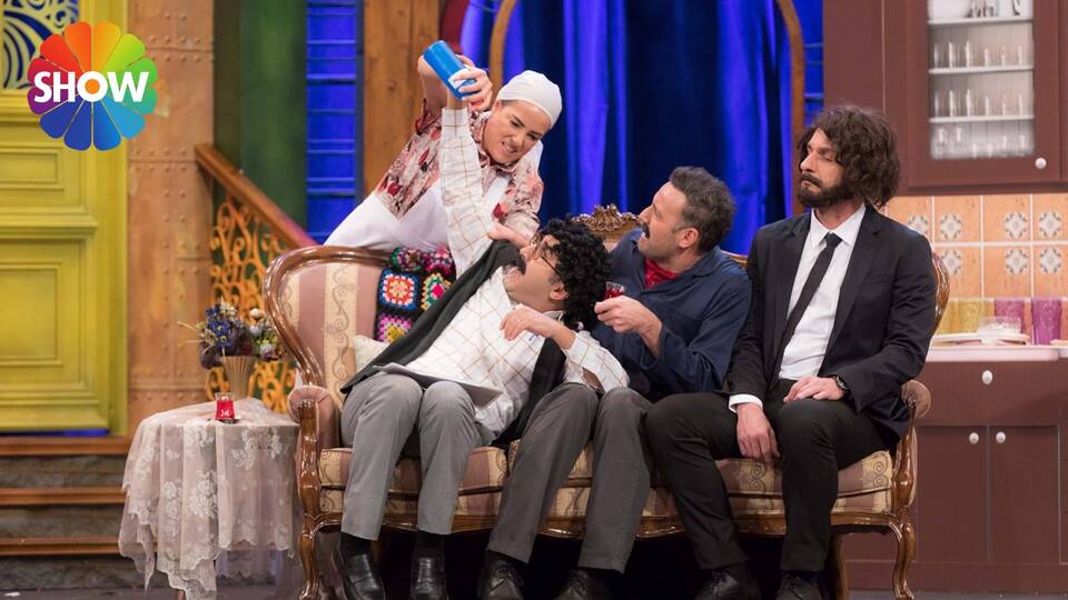 Güldür Güldür Show'dan Malumlar Apartmanı