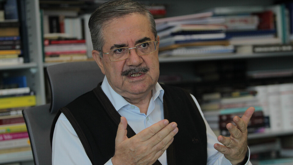 Taha Akyol'u dolandıran şüphelilerle ilgili flaş gelişme!