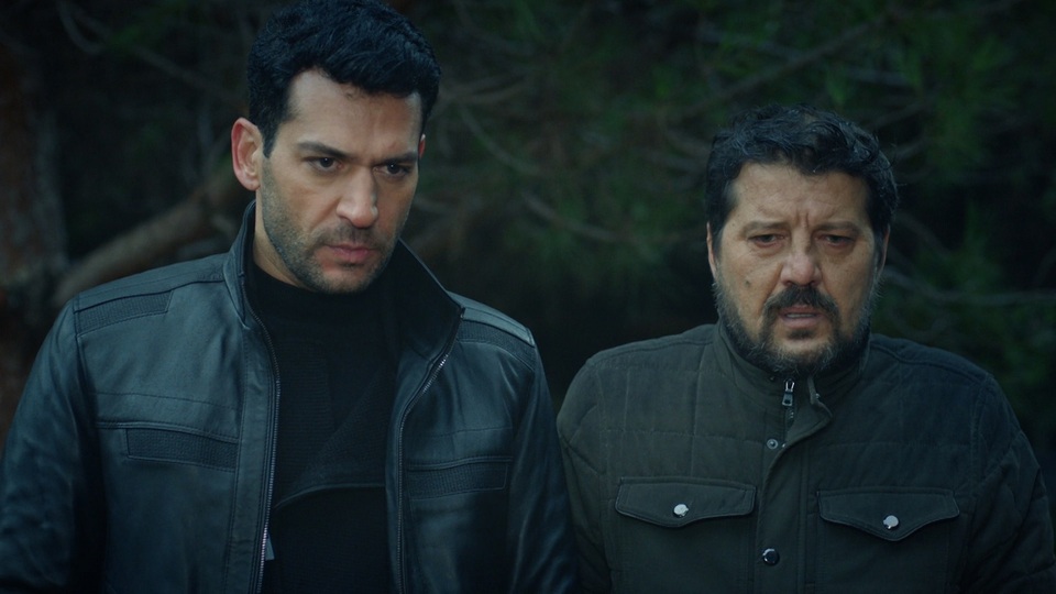 "Mezarının toprağıyla boğacağım!"