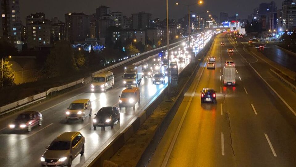 Yurt geneline sokağa çıkma kısıtlaması sona erdi