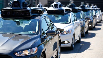 Sürücüsüz araç işinden çıktı