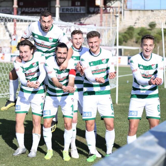 Bursaspor deplasmanda kazandı