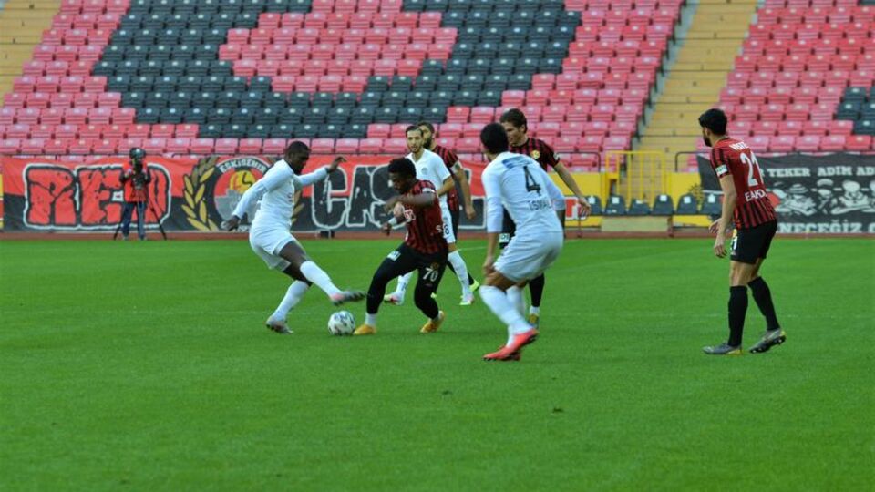 Tuzlaspor 2. yarıda işi bitirdi!