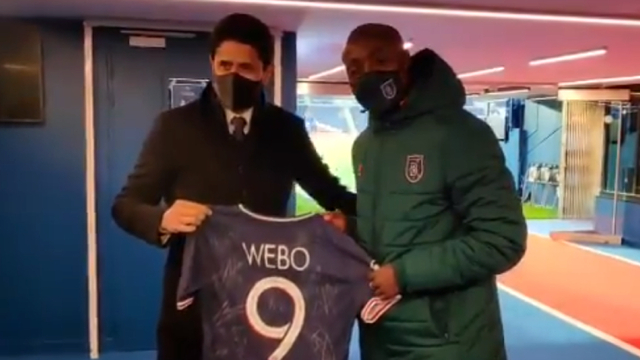 Pierre Webo'ya özel forma!